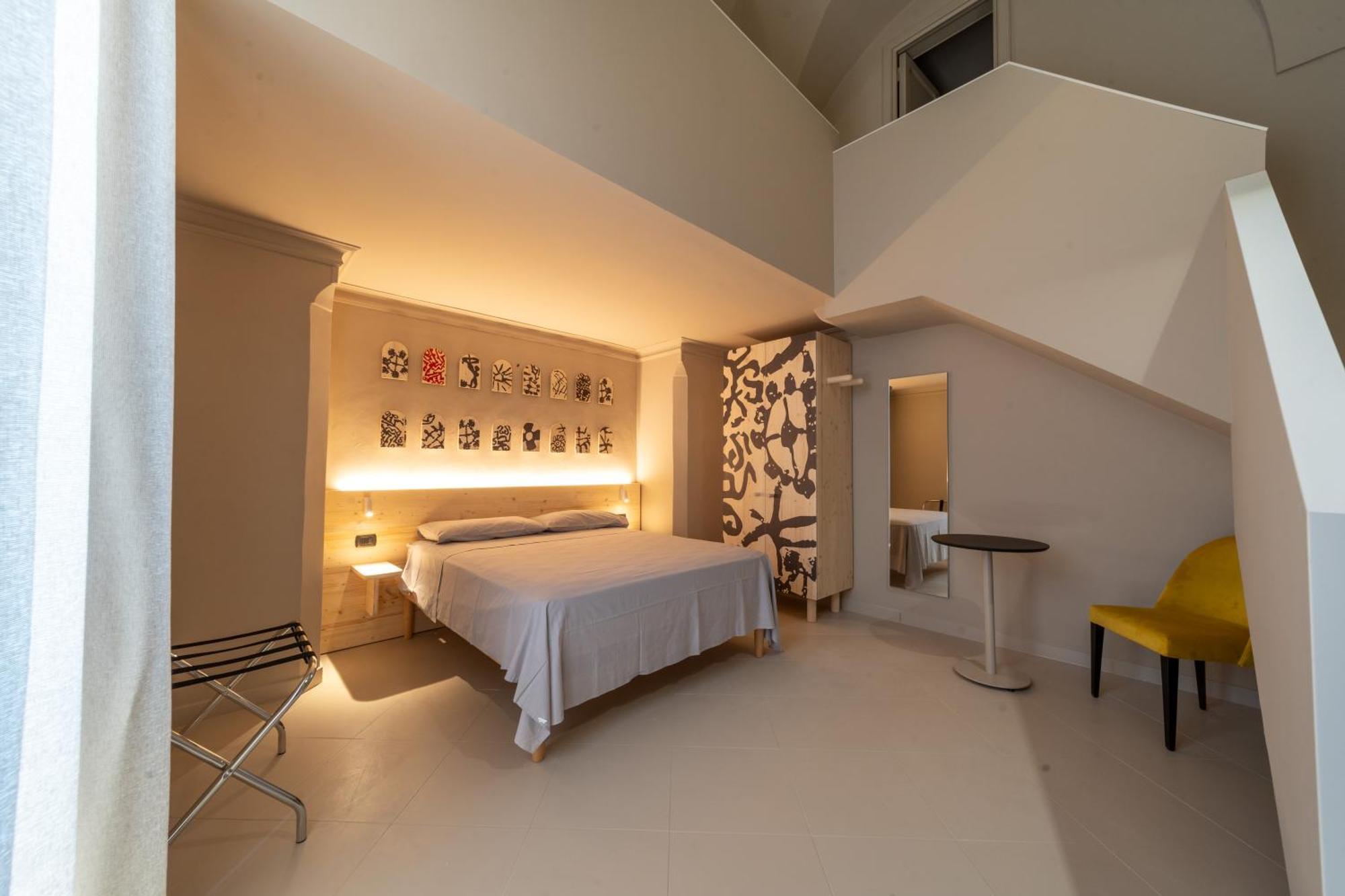 Palazzo Vergine - By Inside Salento กัลลีโปลี ภายนอก รูปภาพ